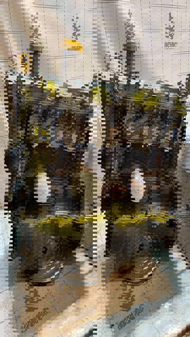 Renault Logan 2 14-18 для Двигатель