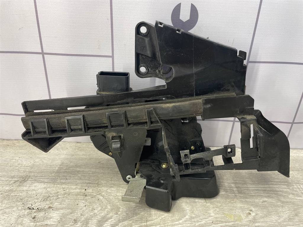 Ford Focus 2 05-08 для Кронштейн (сопут. товар)