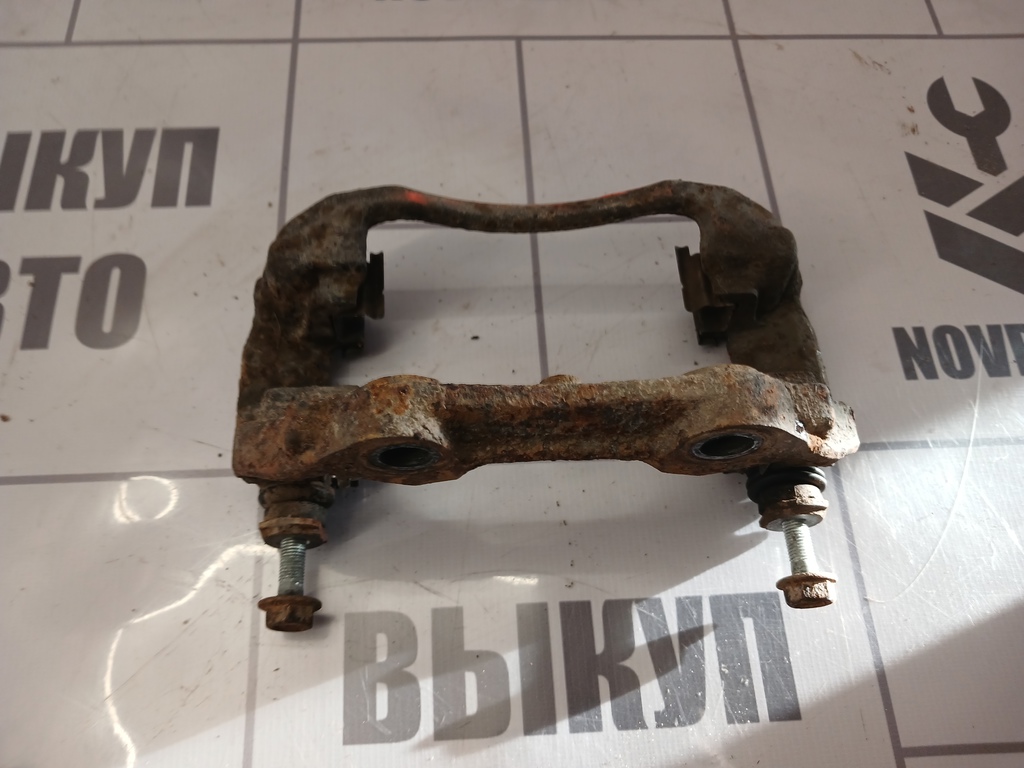 Peugeot 307 2001-2008 для Скоба суппорта переднего