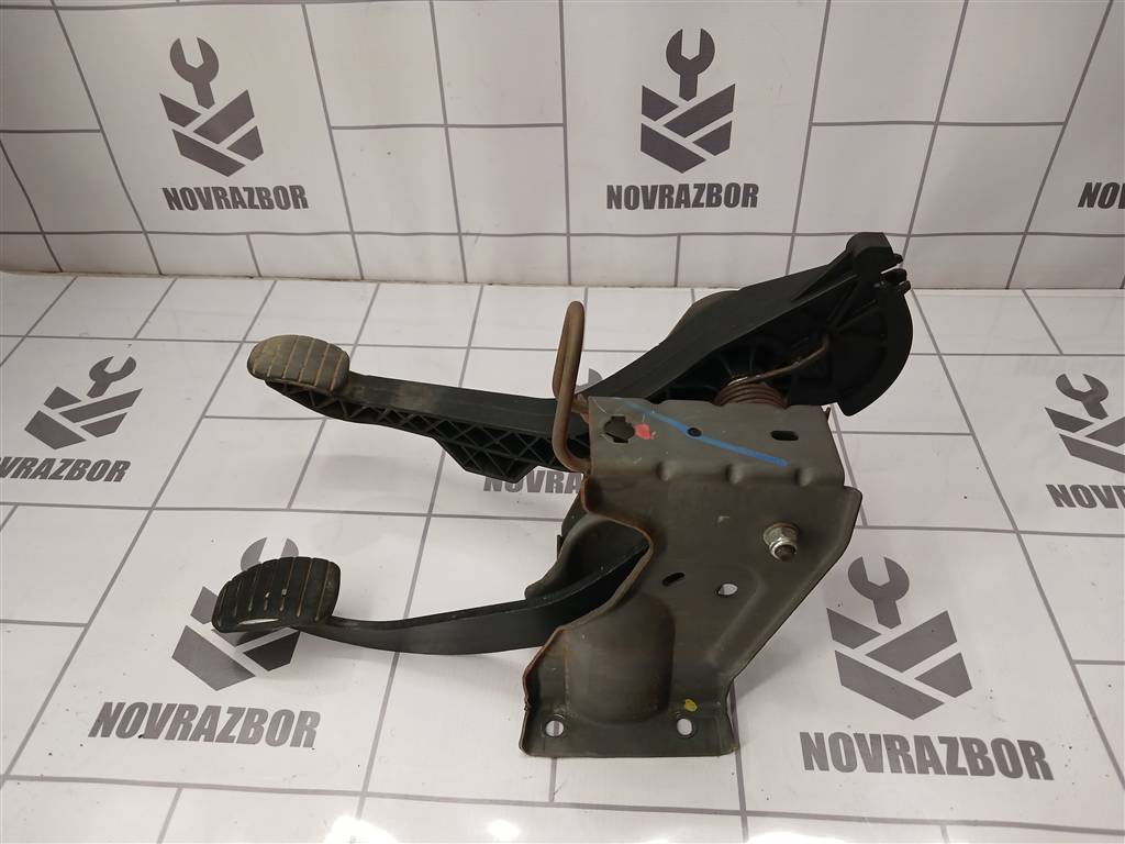 Renault Logan 2005-2014 для Блок педалей