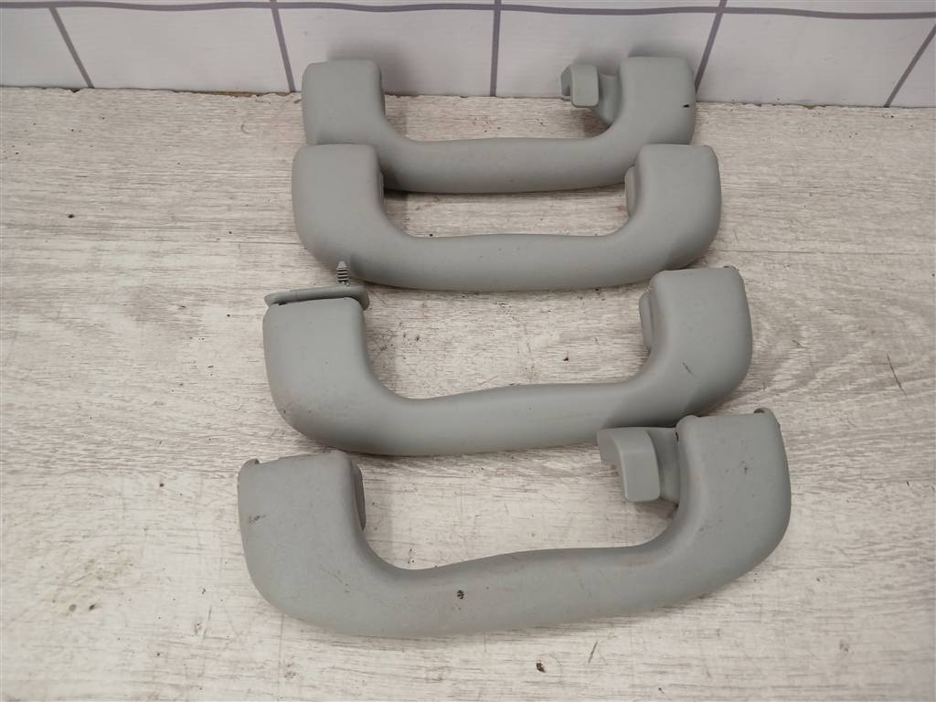 Opel Astra H / Family 2004 > для Ручка внутренняя потолочная