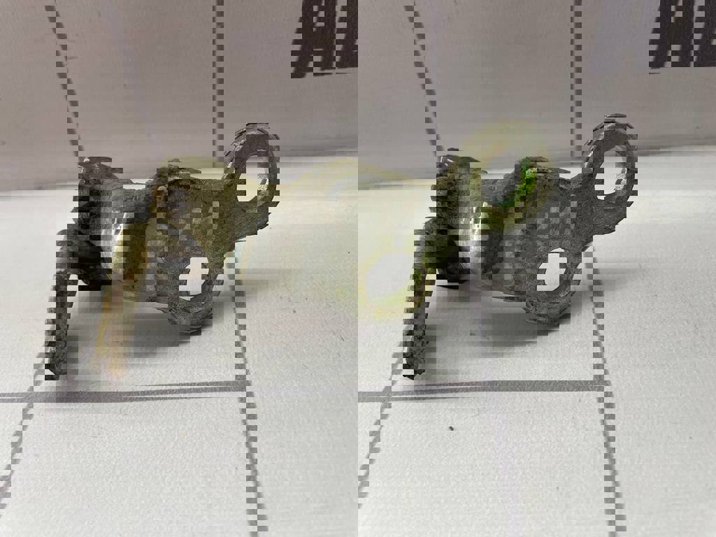 Ford Focus 1 1998-2004 для Петля двери