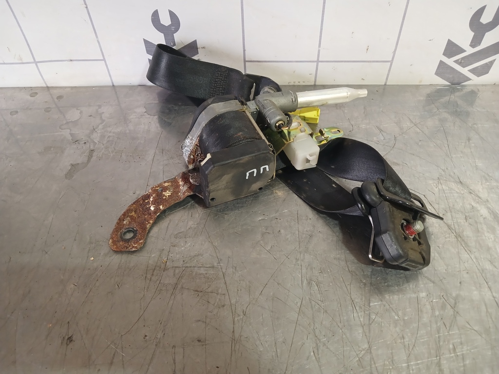 Mazda 323 BA 94-98 для Ремень безопасности с пиропатроном