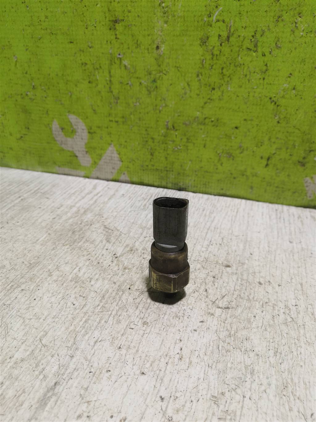 VW Golf 4 Bora 97-05 для Датчик давления масла