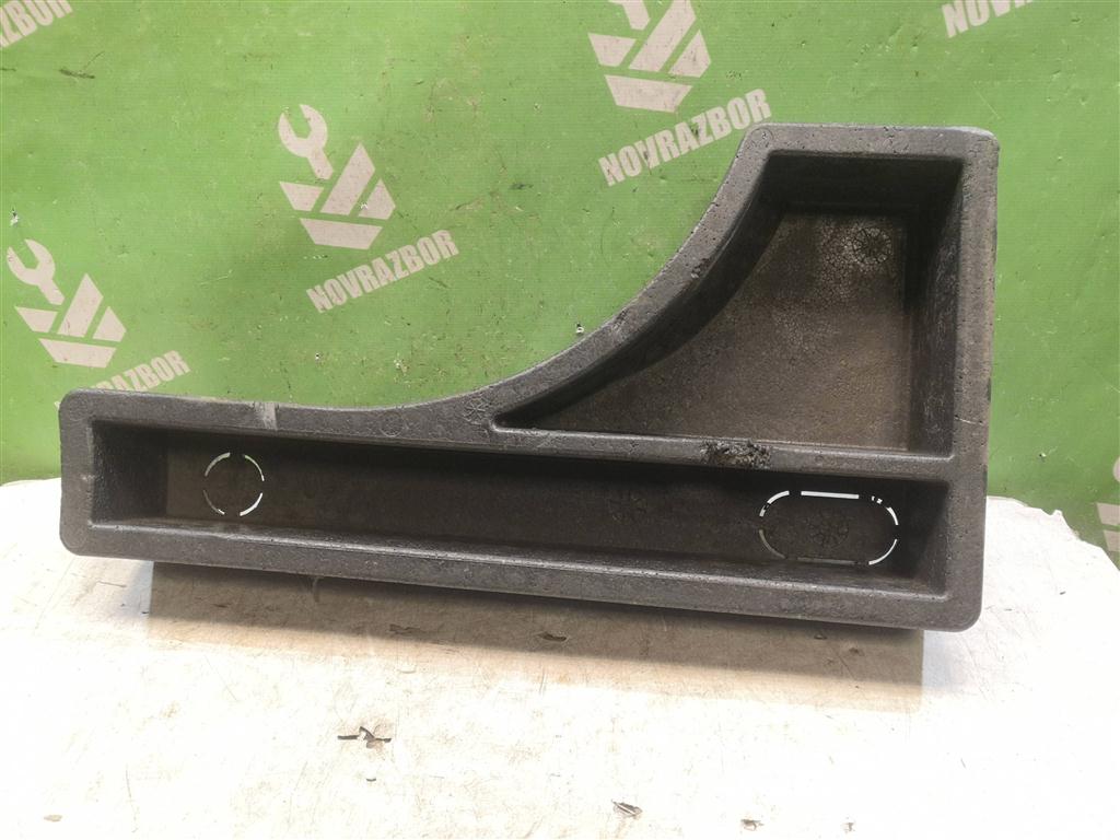 Ford Focus 2 05-08 для Ящик для инструментов