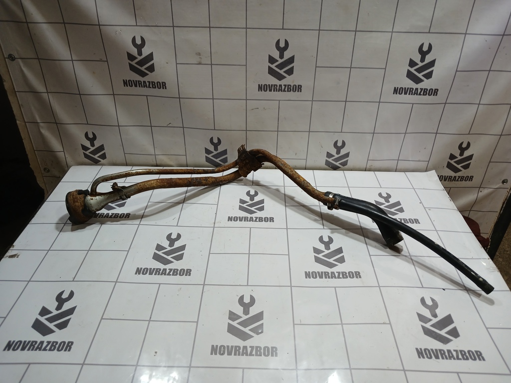 Ford Focus 1 1998-2004 для Горловина топливного бака