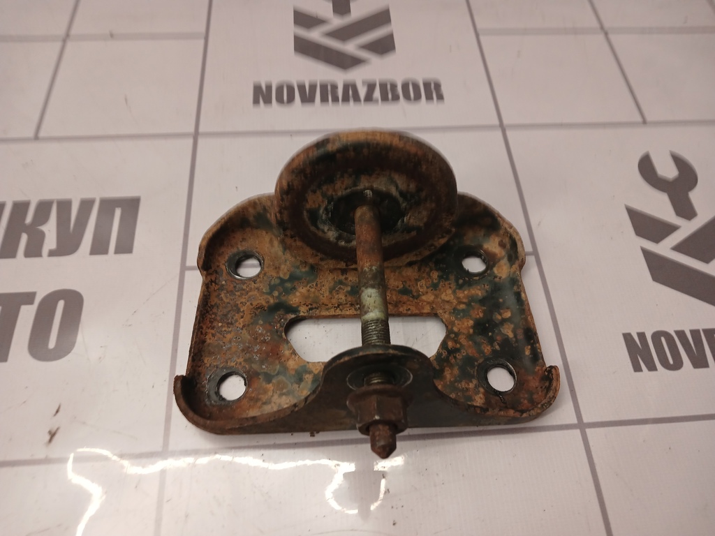 Peugeot 307 2001-2008 для Кронштейн задней балки