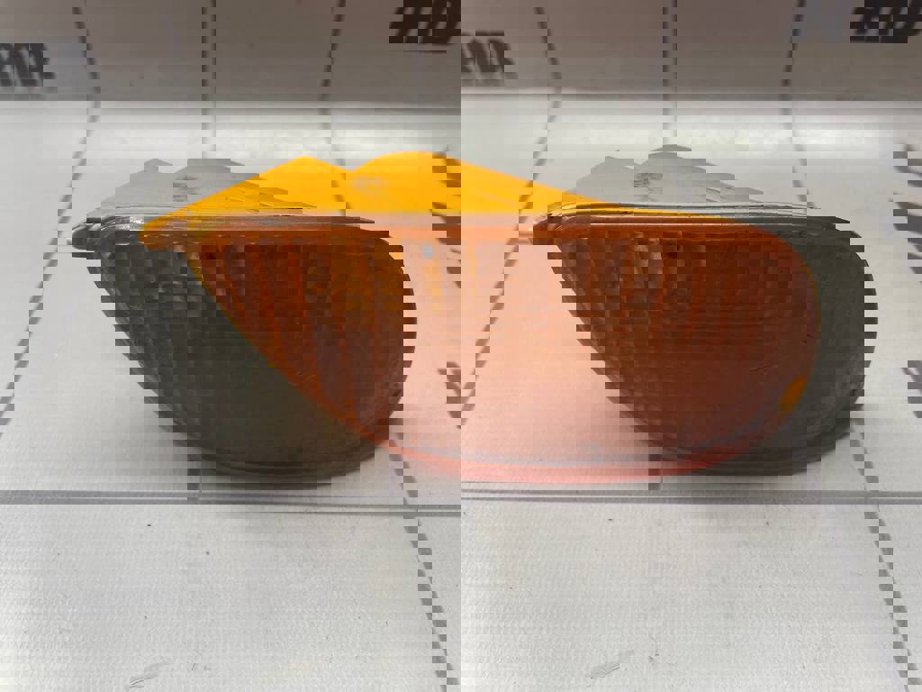 Ford Focus 1 1998-2004 для Указатель поворота в бампер правый