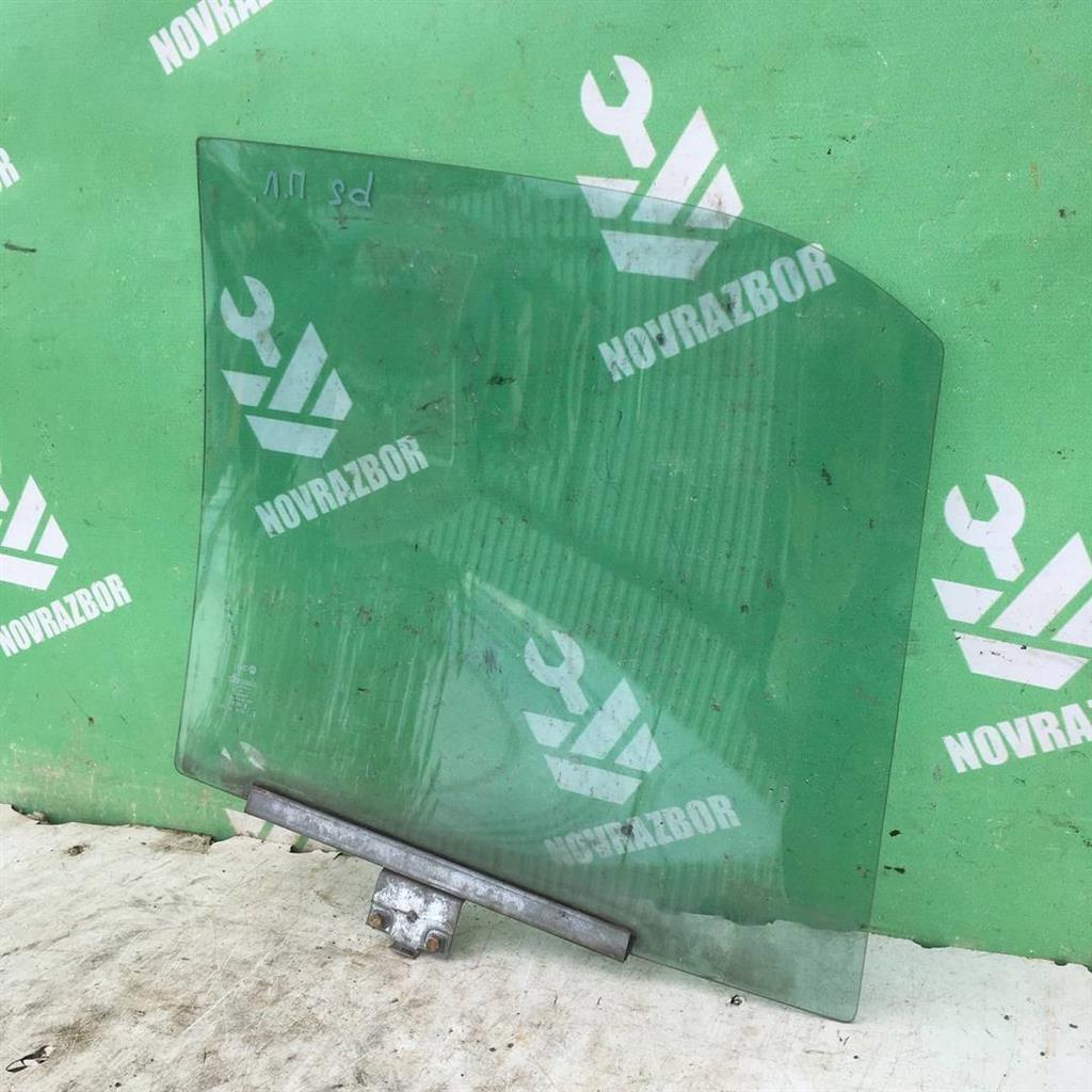 Audi  80 B2 80-86 для Стекло двери передней левой