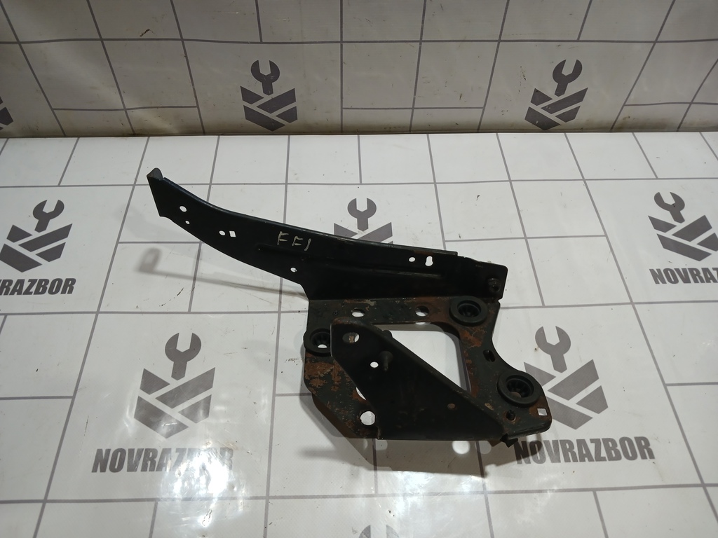 Ford Focus 1 1998-2004 для Крепление АКБ (корпус/подставка)