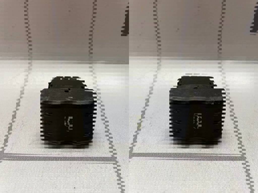 Renault Logan 2005-2014 для Кнопка стеклоподъемника