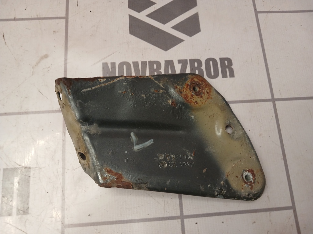 Skoda Yeti 2009-2018 для Кронштейн крепления крыла