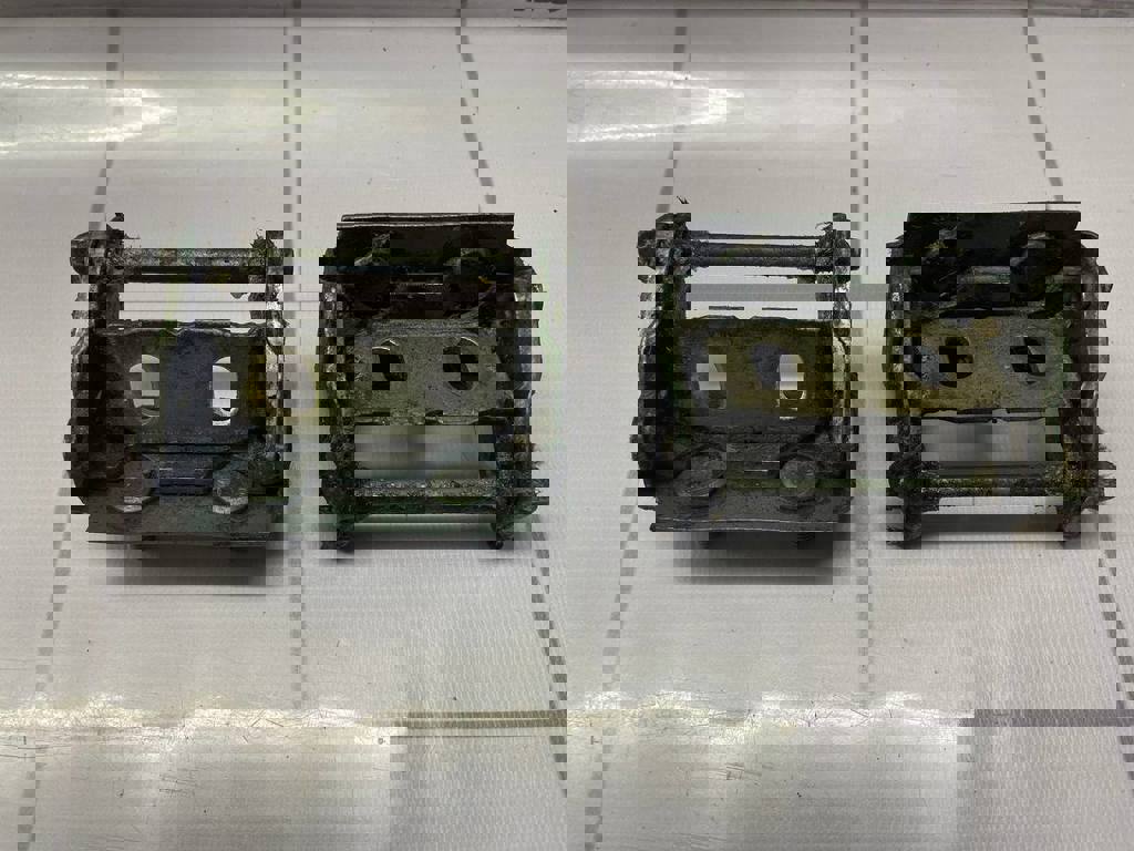 Ford Focus 1 1998-2004 для Петля двери багажника