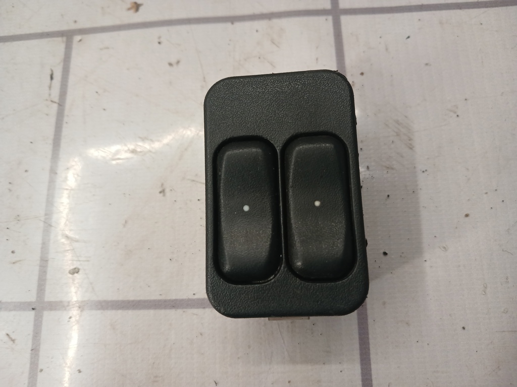 Opel Corsa C 2000-2006 для Блок управления стеклоподъемниками