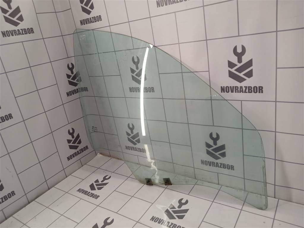 Renault Logan 2005-2014 для Стекло двери передней правой