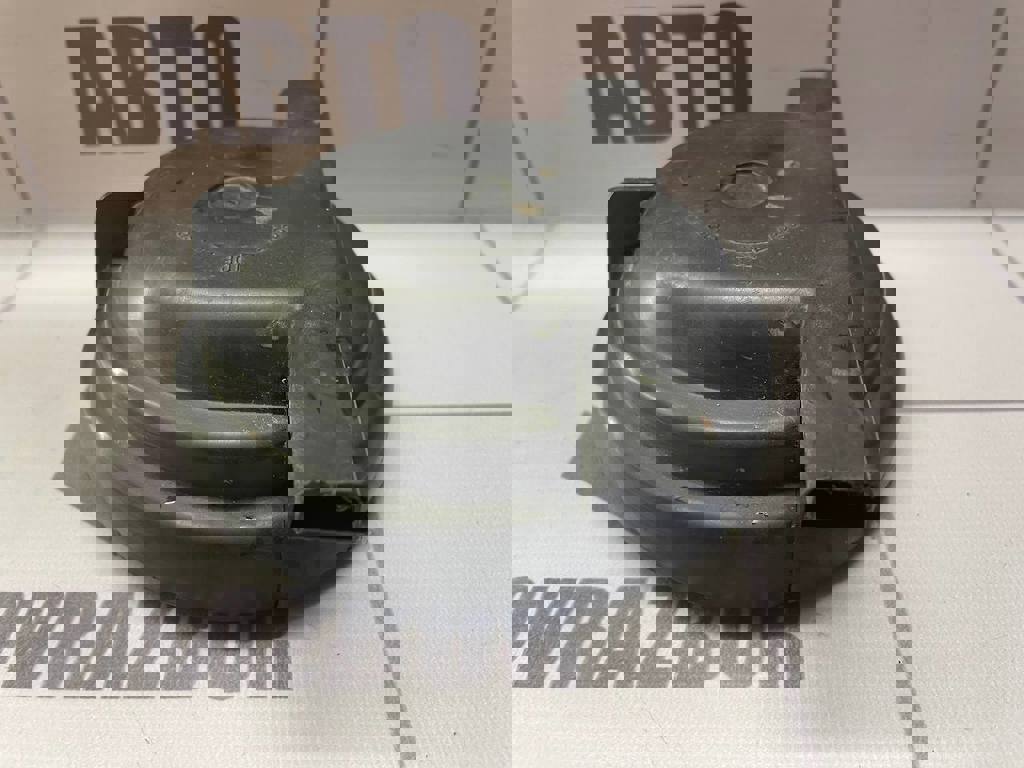 Audi 80  90  B3  86-91 для Крышка фары