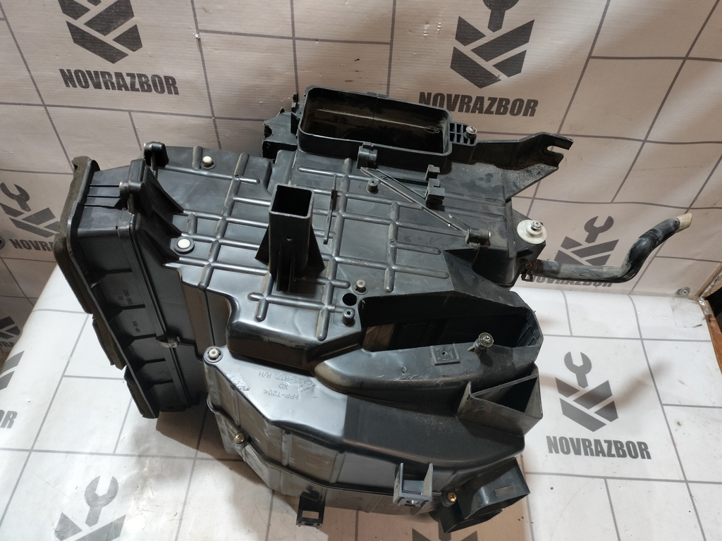 Hyundai Elantra 3  00-05 для Корпус отопителя