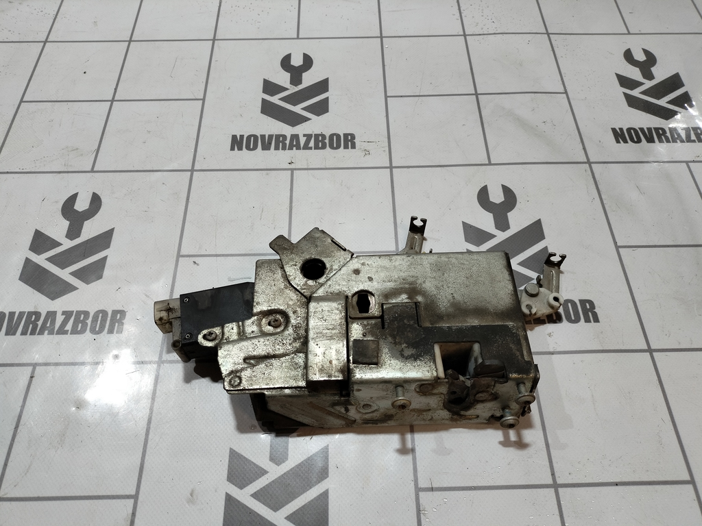 Ford Transit 06-13 для Замок двери сдвижной