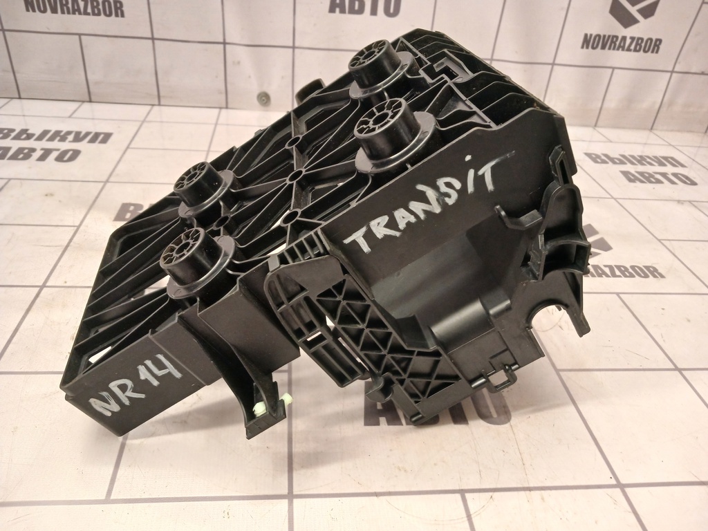 Ford Transit 06-13 для Корпус блока предохранителей