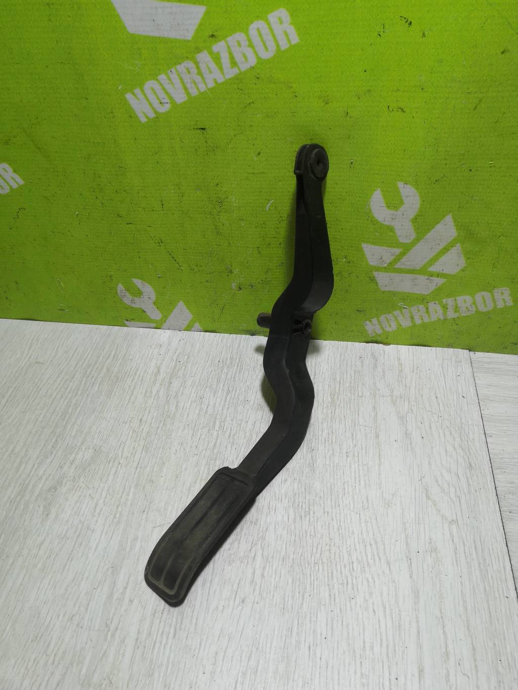 VW Passat  B3  1988-1993 для Педаль газа