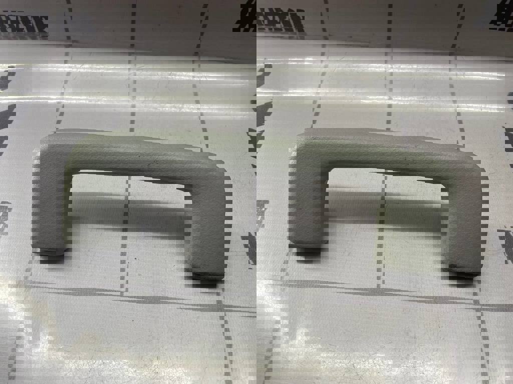 Mitsubishi Lancer 10 CX  CY 07-17 для Ручка внутренняя потолочная