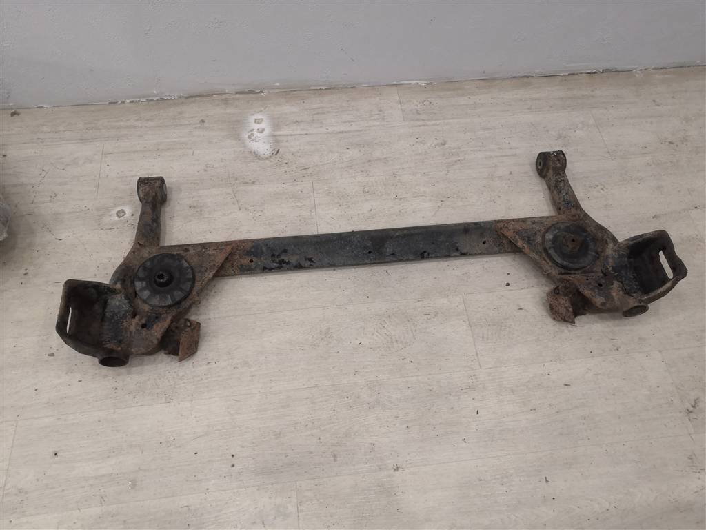 Ford Escort /Orion 1995-1998 для Балка задняя