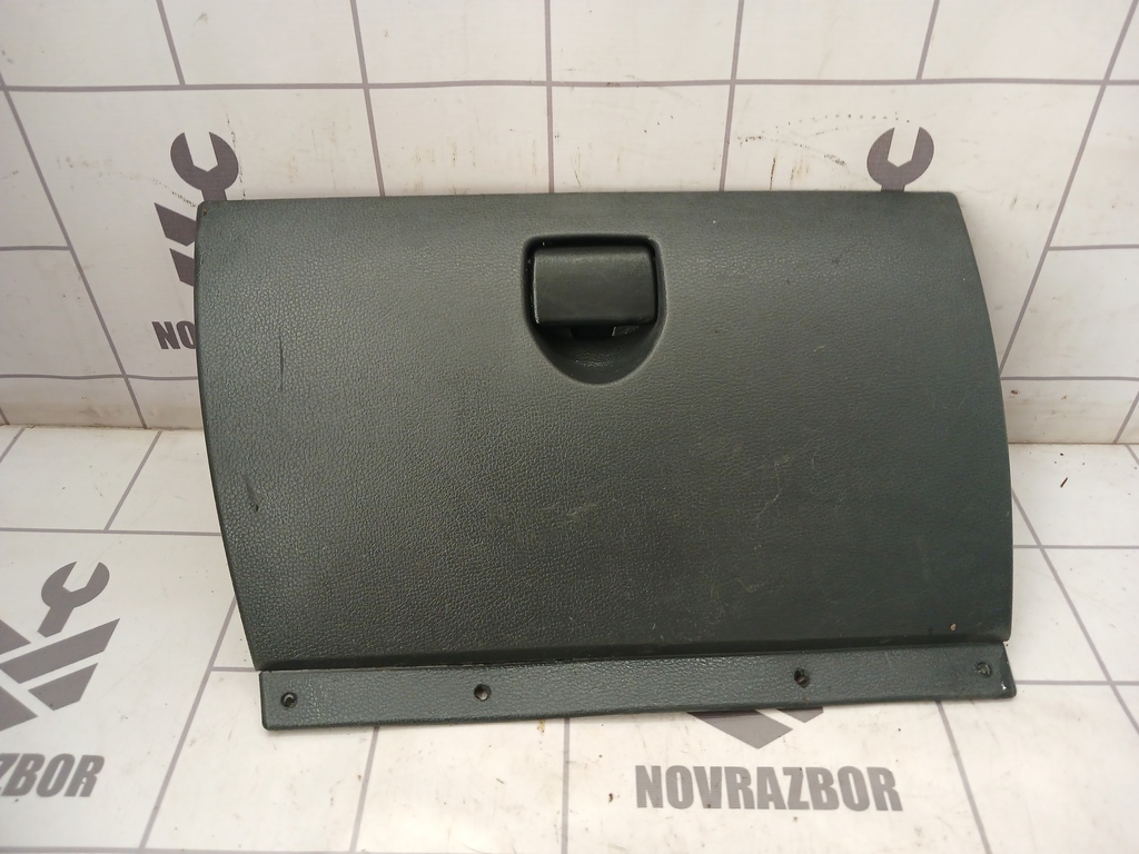 Renault Logan 2005-2014 для Крышка (дверца) бардачка
