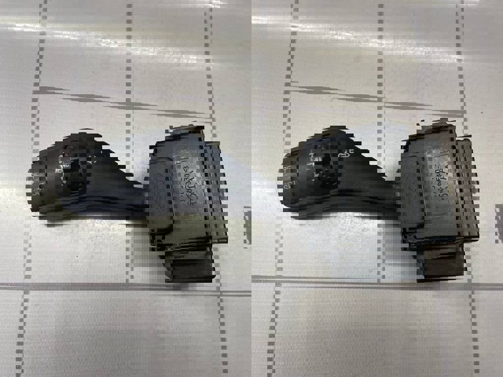 Ford Focus 2 05-08 для Переключатель поворотов