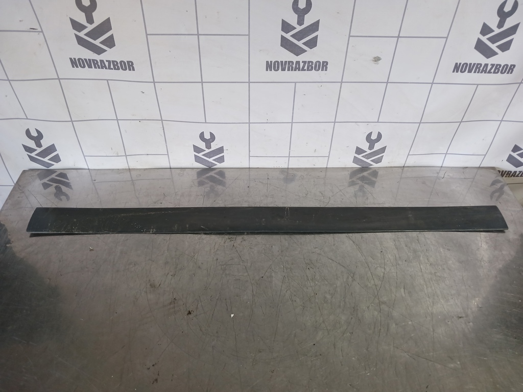 Audi 80  90  B3  86-91 для Молдинг передней правой двери