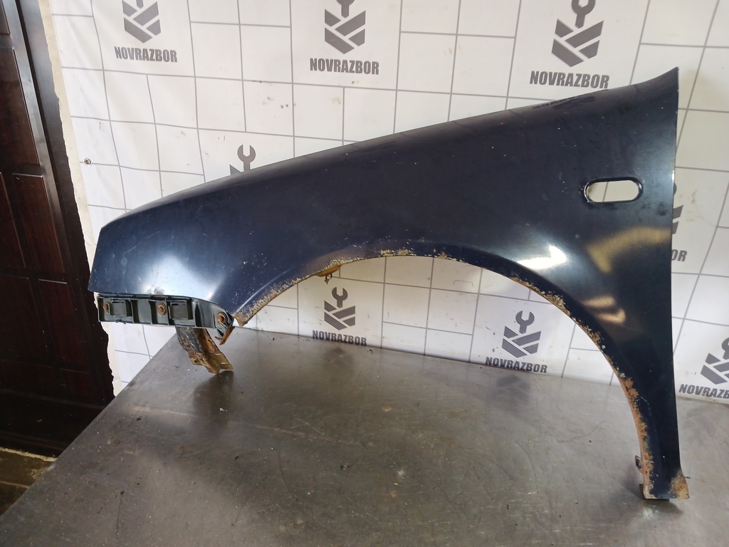 VW Golf 4 Bora 97-05 для Крыло переднее левое