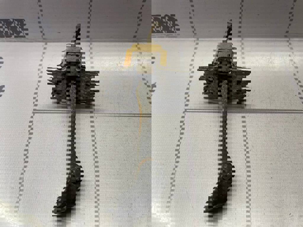 Renault Megane 3 09-16 для Ограничитель двери