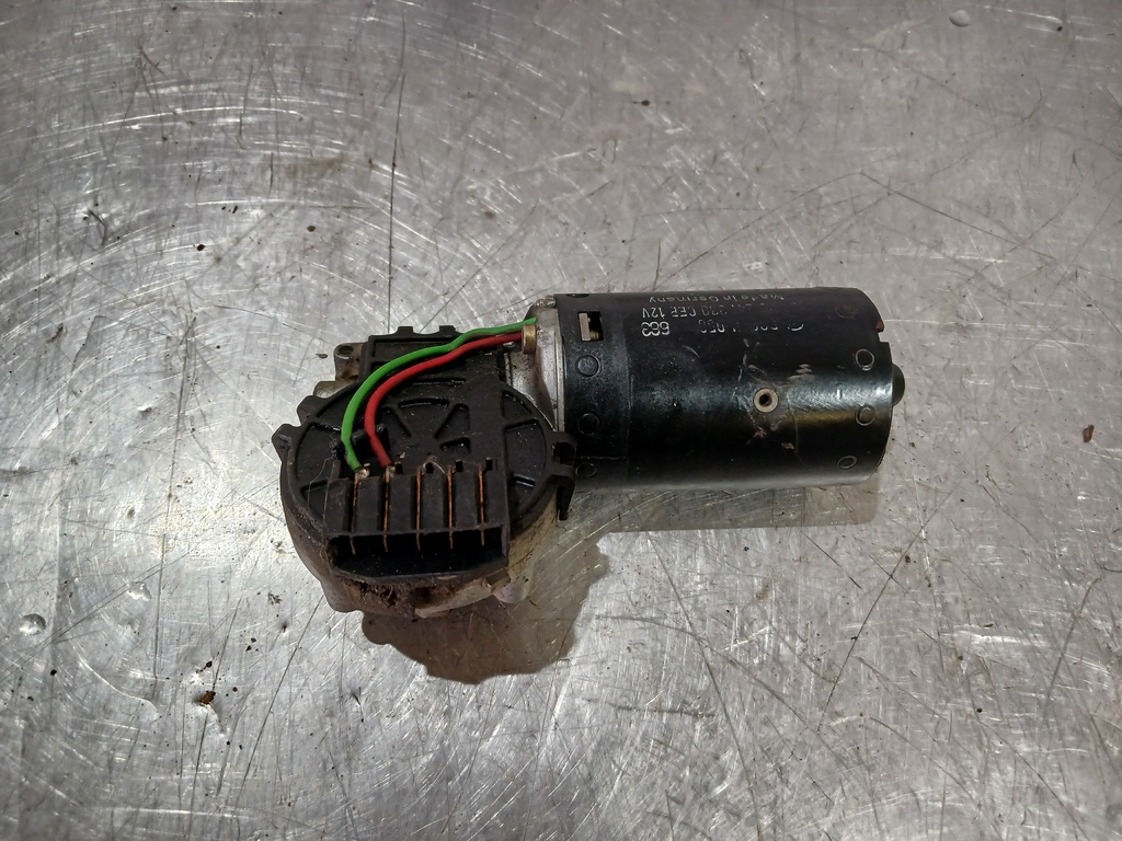 Audi A6 (C4) 1994-1997 для Моторчик стеклоочистителя передний