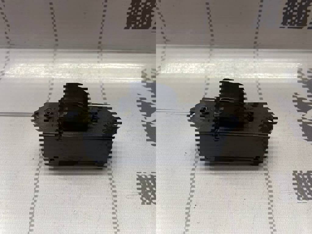 Mitsubishi Lancer 10 CX  CY 07-17 для Кнопка стеклоподъемника