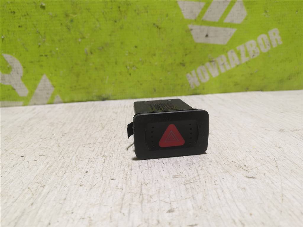 VW Golf 4 Bora 97-05 для Кнопка аварийной сигнализации