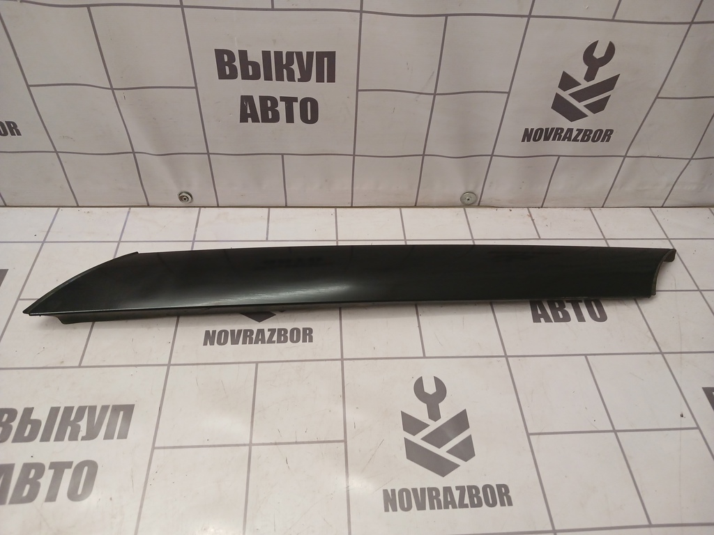 Skoda Yeti 2009-2018 для Накладка лобового стекла правая