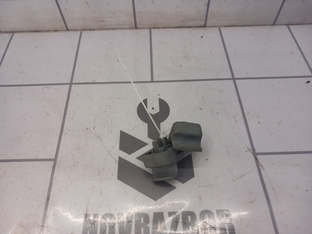 Nissan Almera N16 2000-2006 для Крючок солнцезащитного козырька