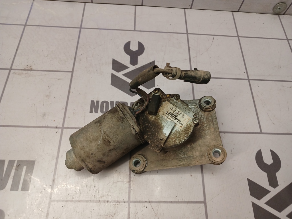 Chery QQ6 S21 07-10 для Моторчик стеклоочистителя передний