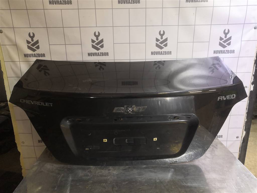 Chevrolet Aveo (T300) 2011-2015 для Крышка багажника