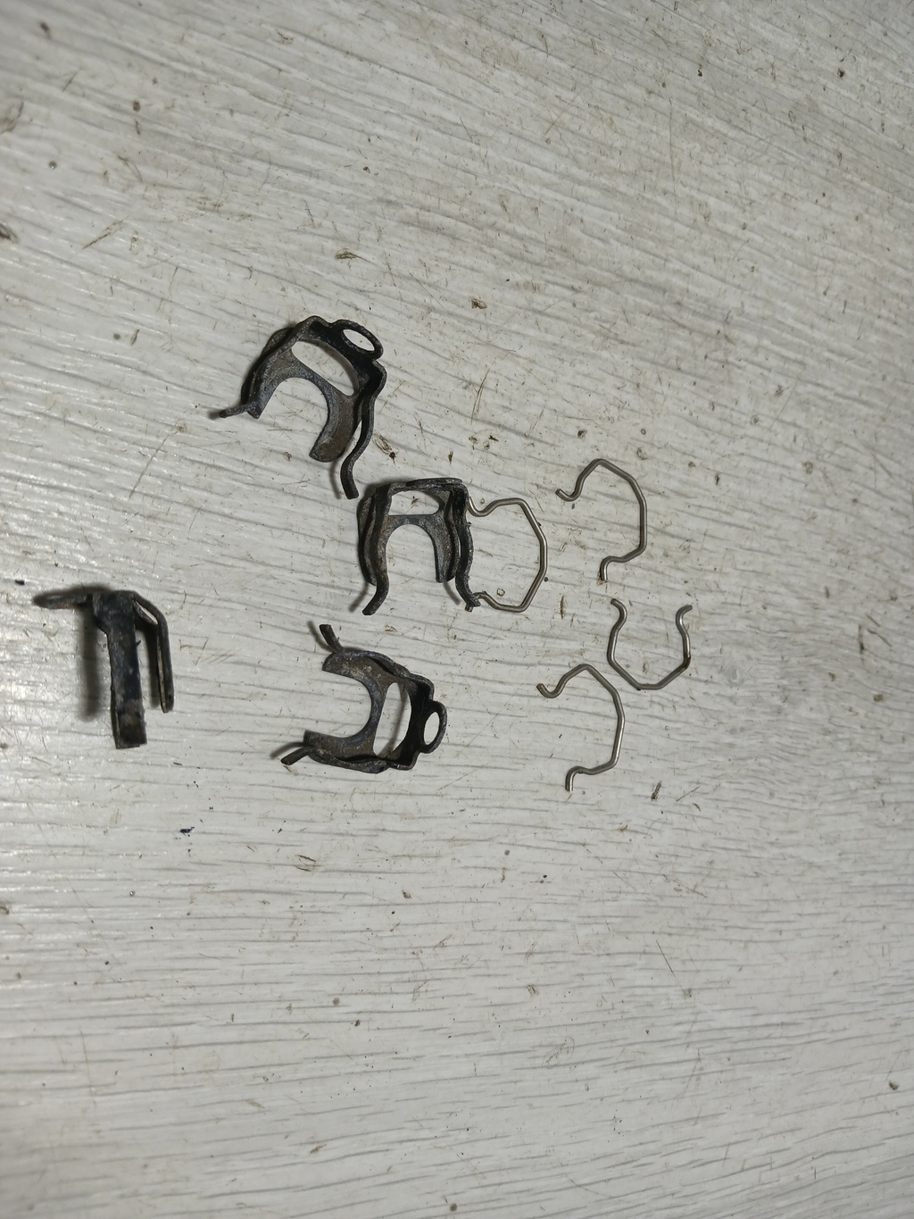 Renault Clio 2 Symbol 1998-2008 для Кронштейн (сопут. товар)