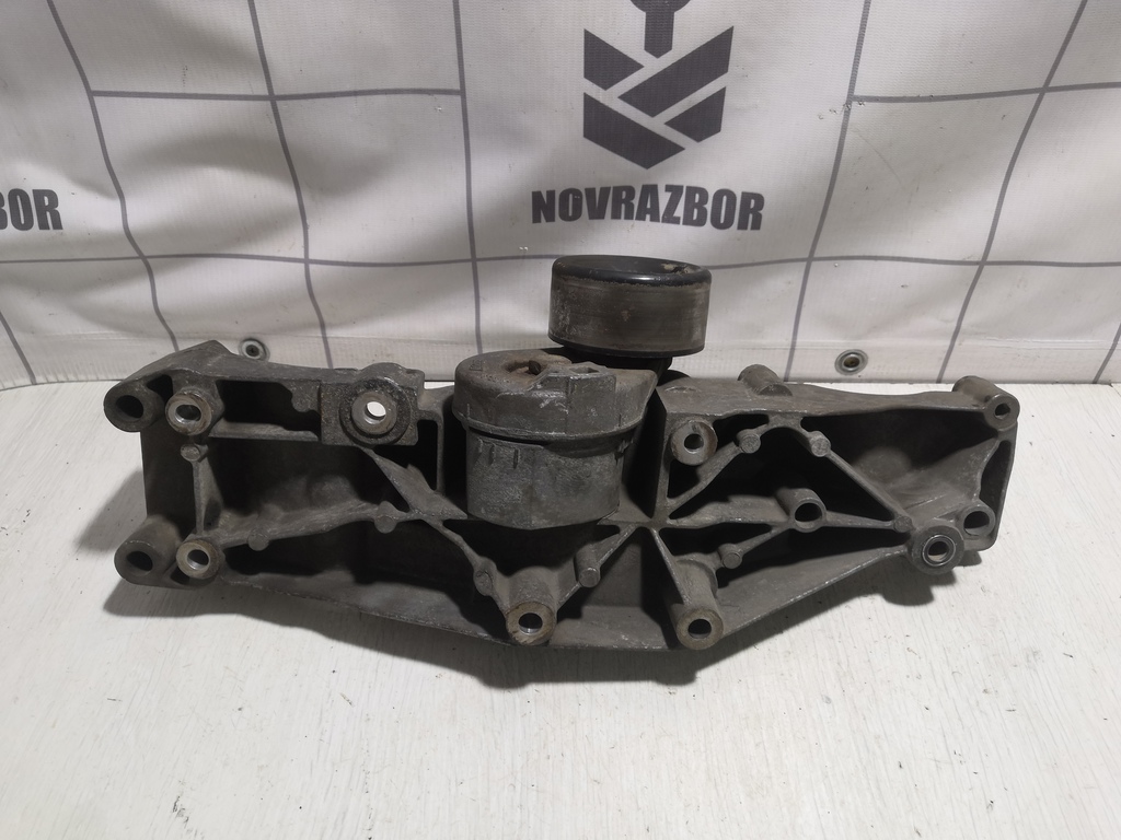 Ford Transit FA 2000-2006 для Кронштейн генератора