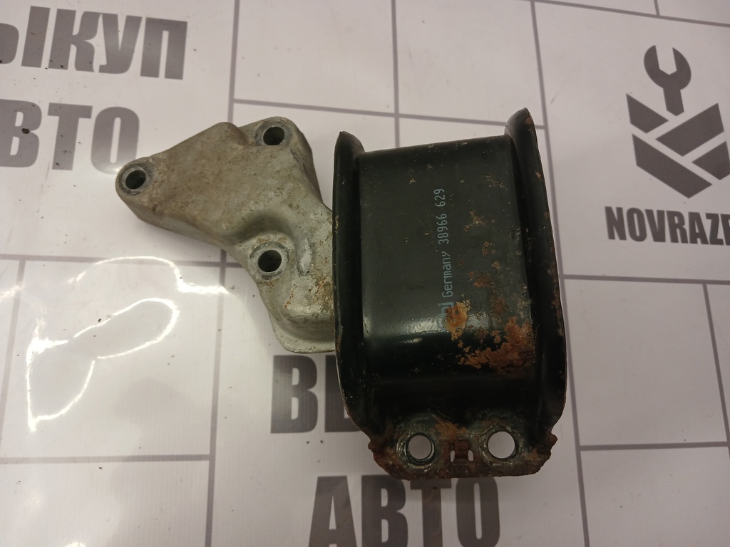 Peugeot 307 2001-2008 для Опора двигателя правая