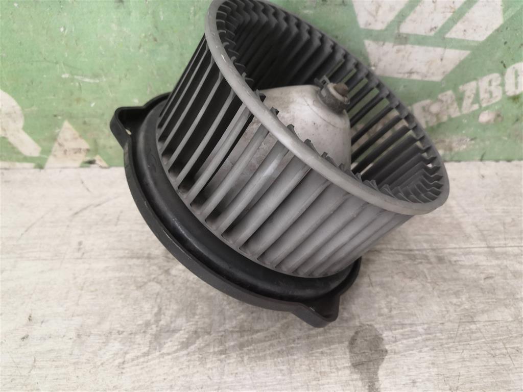 Mitsubishi Space Wagon (N3,N4) 1991-2000 для Моторчик печки