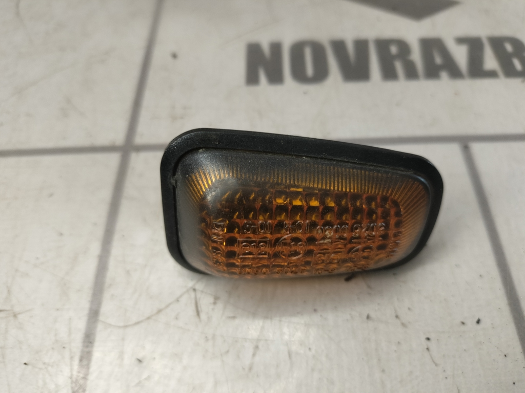 Daewoo Nexia 95-16 для Повторитель на крыло желтый