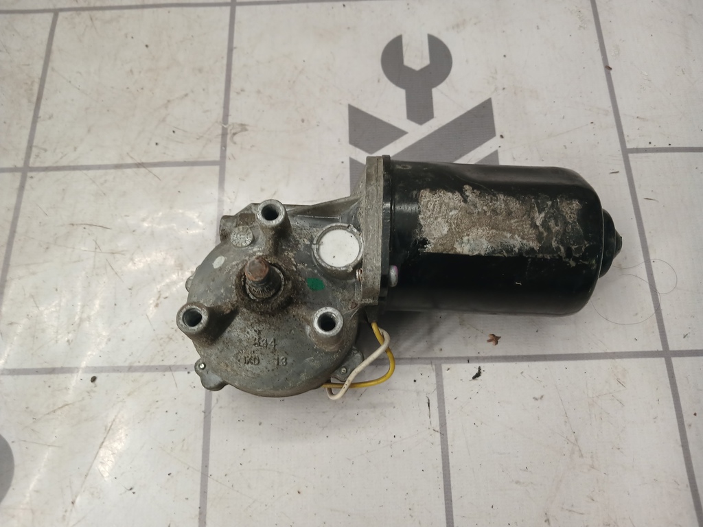 Opel Corsa C 2000-2006 для Моторчик стеклоочистителя передний