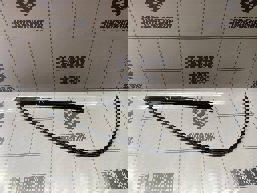 Audi 80  90  B3  86-91 для Уплотнитель стекла двери