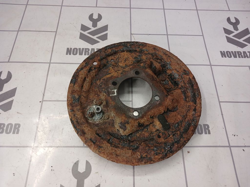 Chevrolet Aveo (T300) 2011-2015 для Щит опорный задний правый