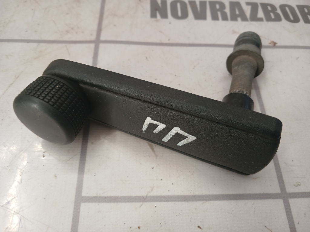 VW Passat  B3  1988-1993 для Ручка стеклоподъемника