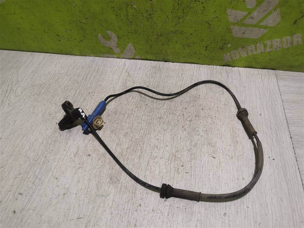 Peugeot 206 98-12 для Датчик ABS передний