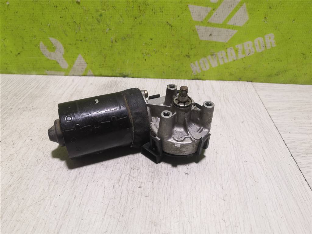 VW Golf 4 Bora 97-05 для Моторчик стеклоочистителя передний