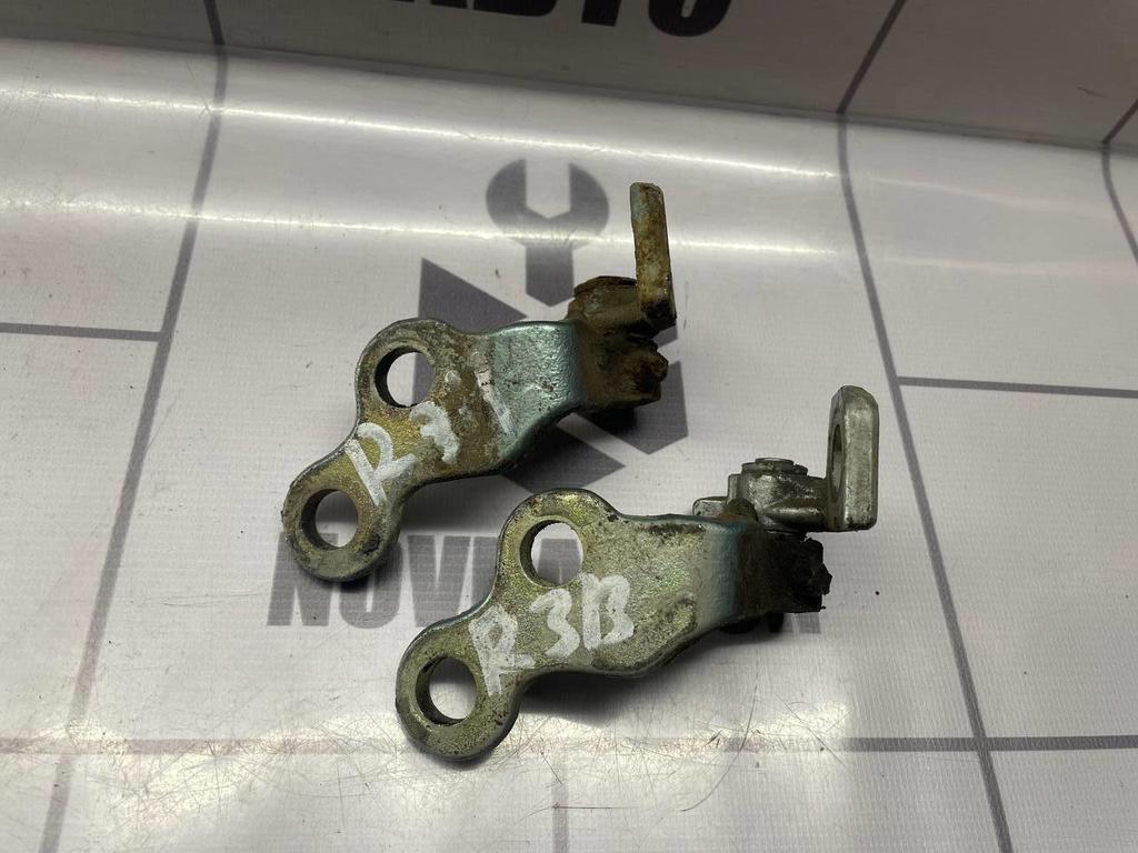 Ford Focus 1 1998-2004 для Петля двери